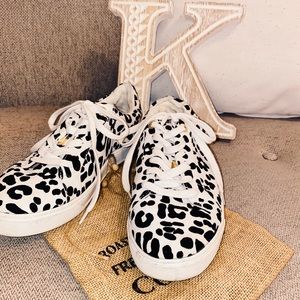 topshop 🔝 leopard tapestry canvas sneakers 👟